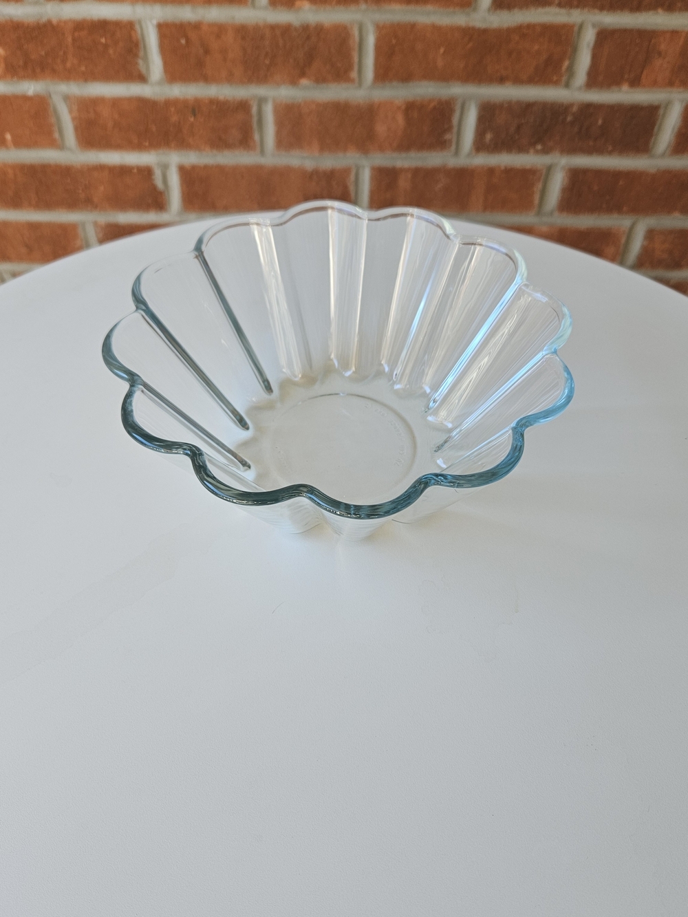 Clear Glass Scalloped Serving Bowl - Elegant Home Kitchen Bowl